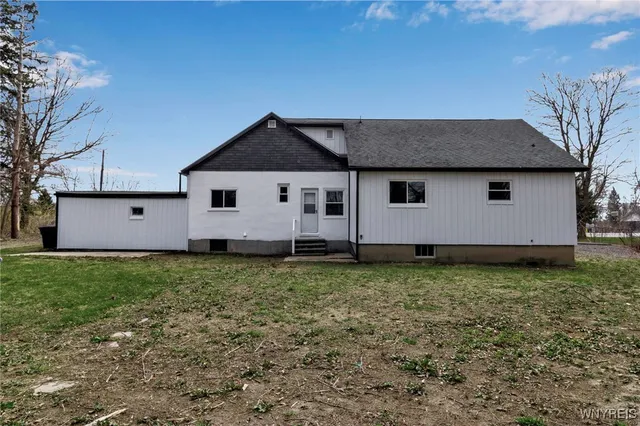 $379,900 | 12482 Broadway, Alden, NY 14004