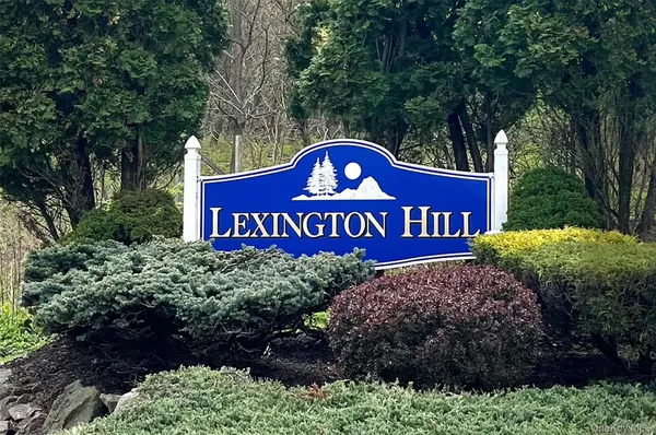 $259,900 | 15 Lexington Hills Road, Unit 11, Harriman, NY 10926
