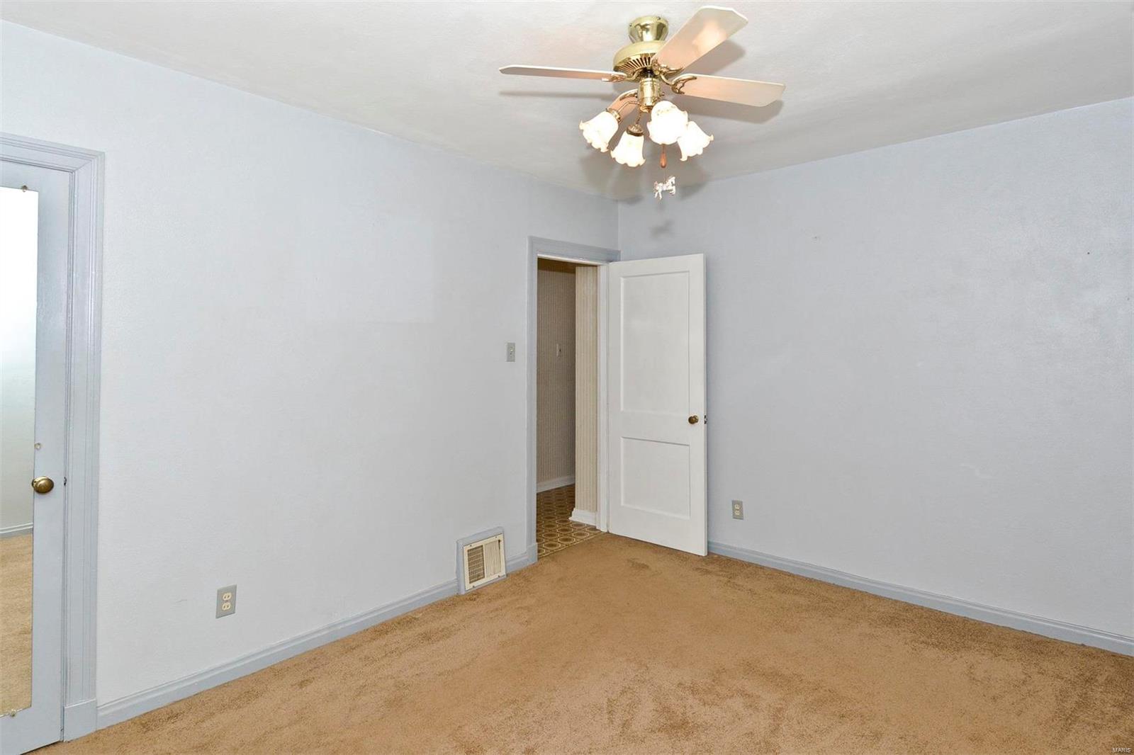 3517 Wismer Road St. Ann, MO 63074 - Photo 14 of 34 Gallery Image 14