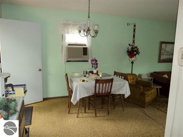 3671 Weber Road Traverse City, MI 49696 - Photo 4 of 25 1739181-3.JPG