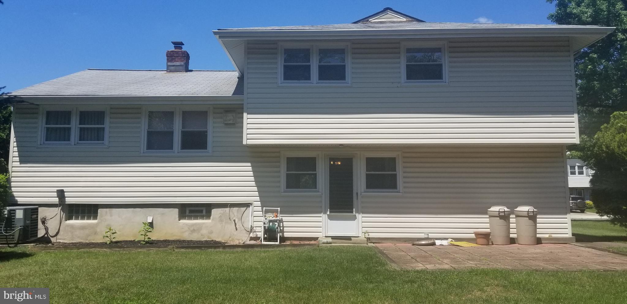 420 Howard Road Cherry Hill, NJ 08034 - Photo 2 of 24