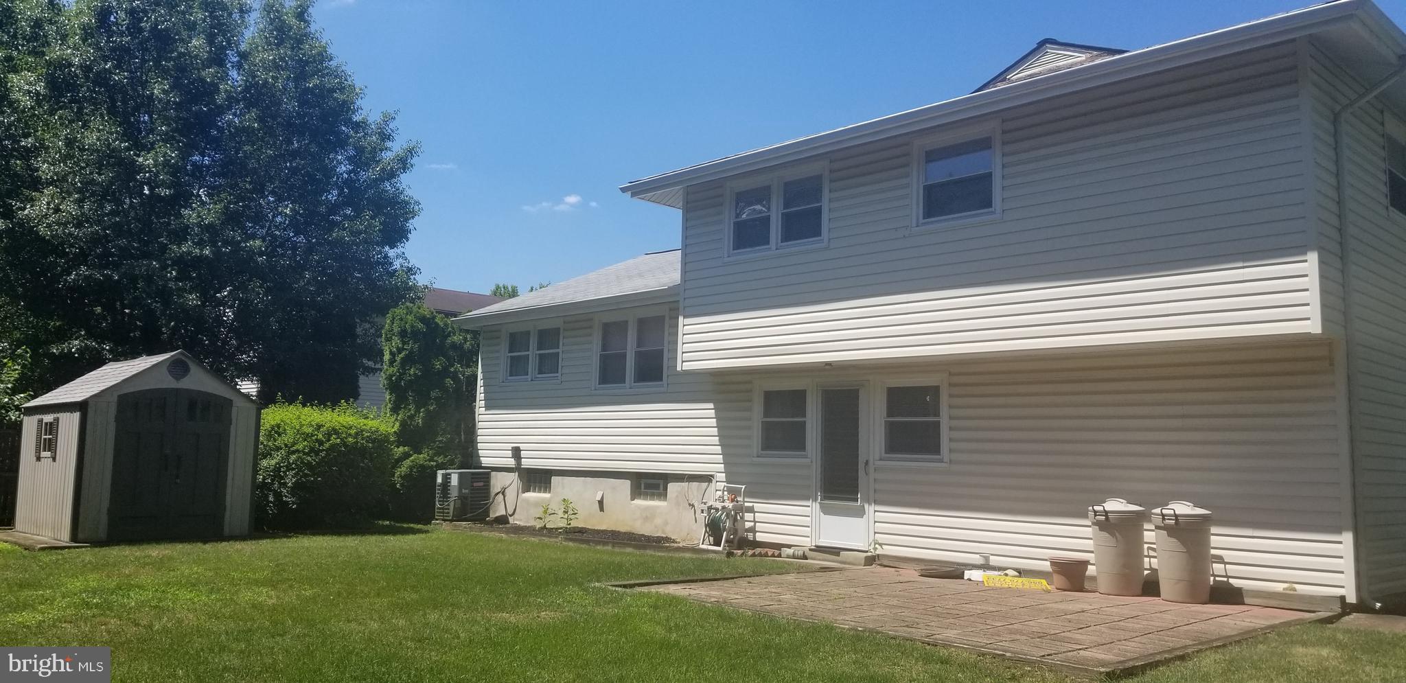 420 Howard Road Cherry Hill, NJ 08034 - Photo 3 of 24