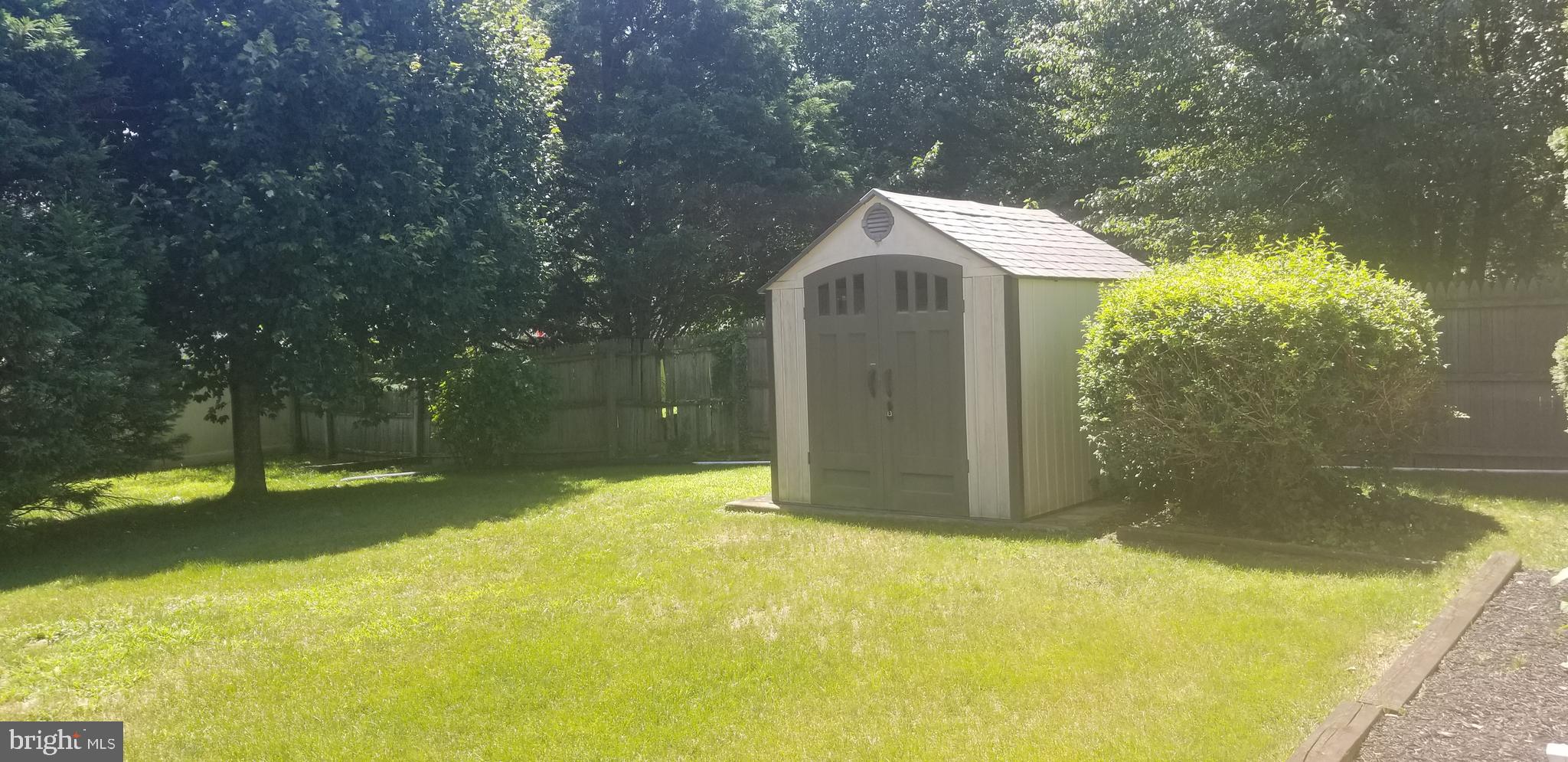 420 Howard Road Cherry Hill, NJ 08034 - Photo 4 of 24