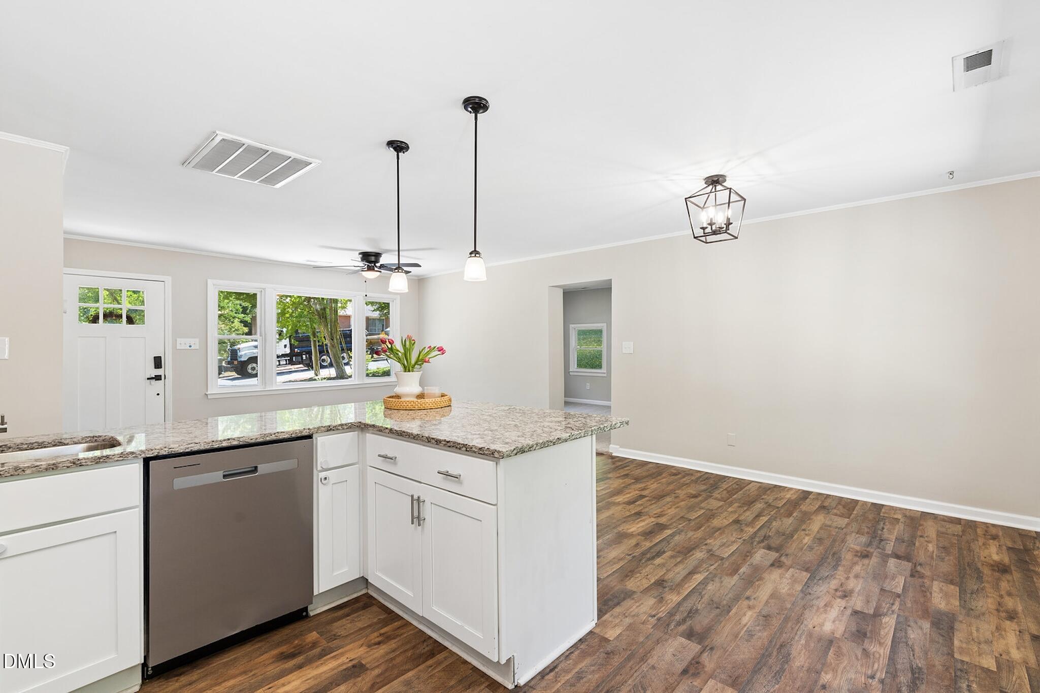 2831 Friar Tuck Road Raleigh, NC 27610 - Photo 14 of 32 273997181