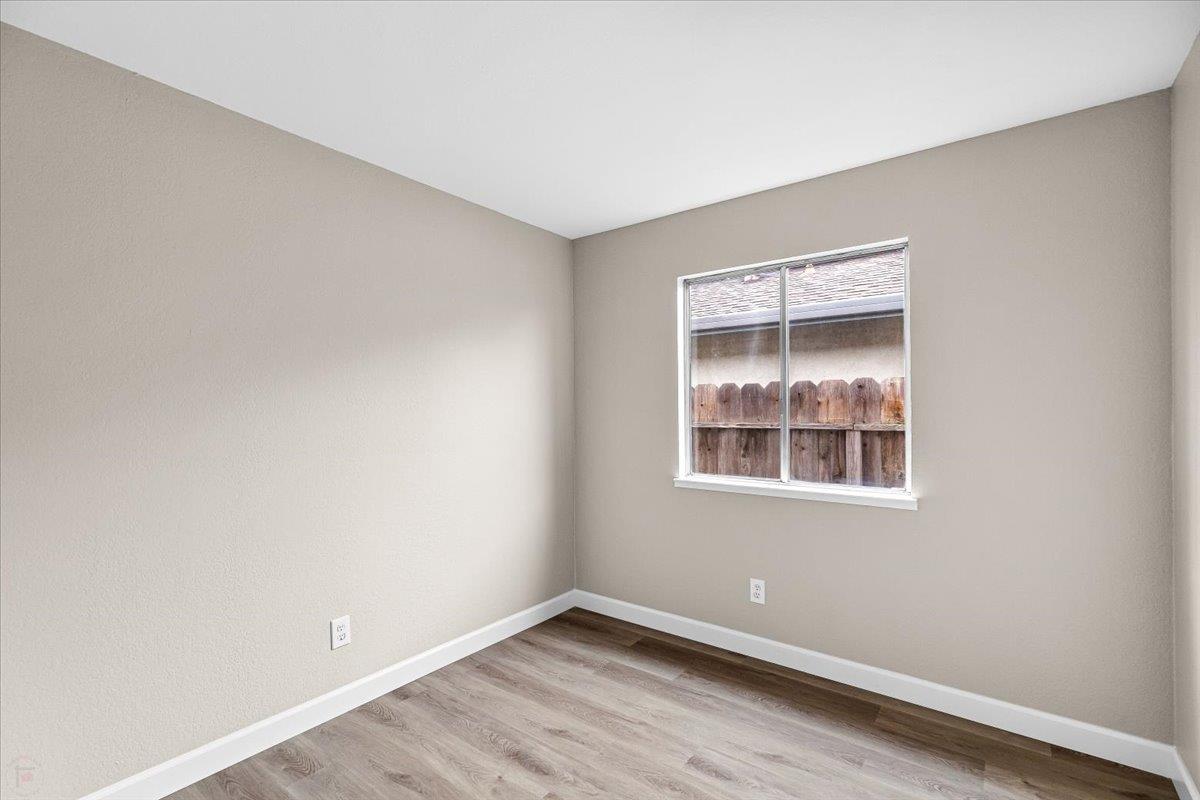 435 West Clover Road Tracy, CA 95376 - Photo 16 of 27