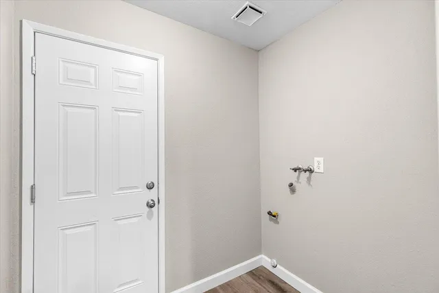 $499,000 | 435 West Clover Road, Tracy, CA 95376