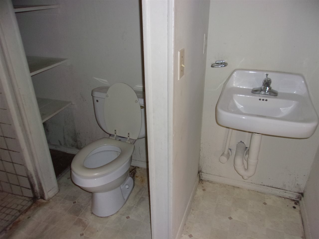 4077 Grey Road Memphis, TN 38108 - Photo 13 of 14