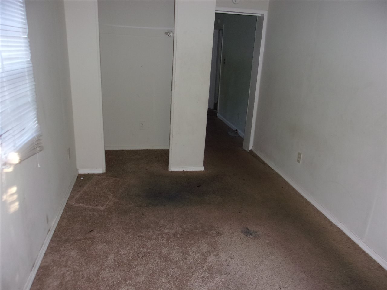 4077 Grey Road Memphis, TN 38108 - Photo 10 of 14