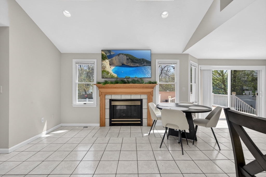40 Anthony Road Tewksbury, MA 01876 - Photo 12 of 42 Gallery Image 12
