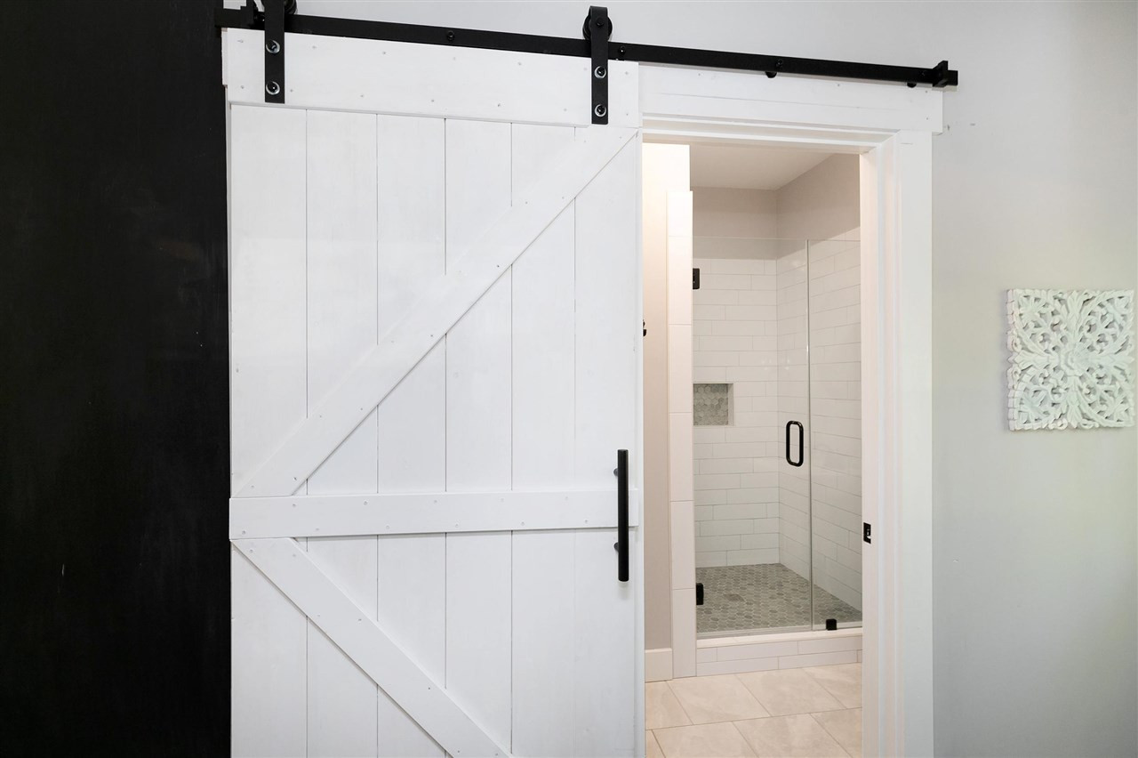 508 Freeman Street Raleigh, NC 27601 - Photo 11 of 29 Bathroom