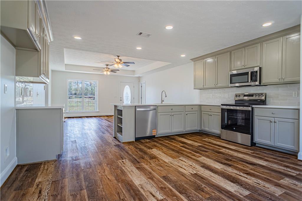 23 Lamb Road North Opelika, AL 36804 - Photo 3 of 14 Gallery Image 3