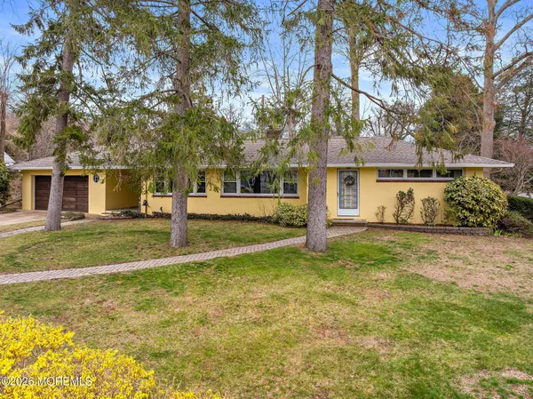 $4,300 | 14 Swan Avenue, Rumson, NJ 07760