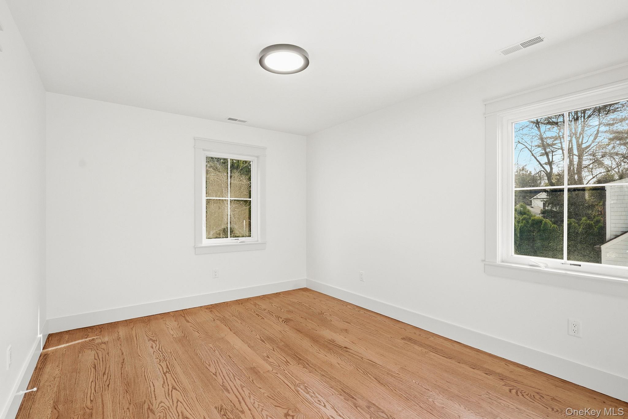 54 Lindbergh Avenue Rye, NY 10580 - Photo 18 of 28