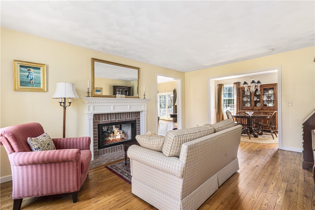 521 Big Water Road South Kingstown, RI 02879 - Photo 9 of 43 Formal Living Room