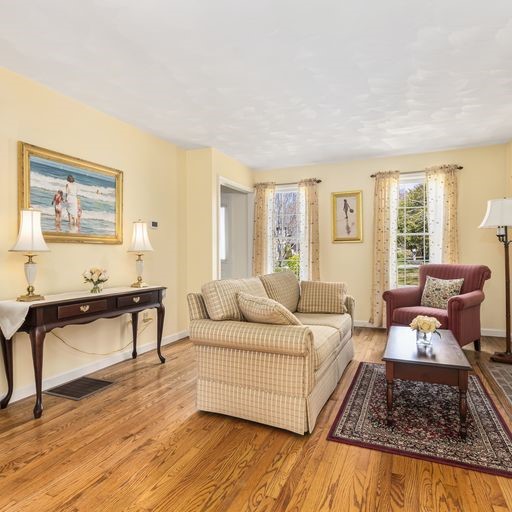 521 Big Water Road South Kingstown, RI 02879 - Photo 10 of 43