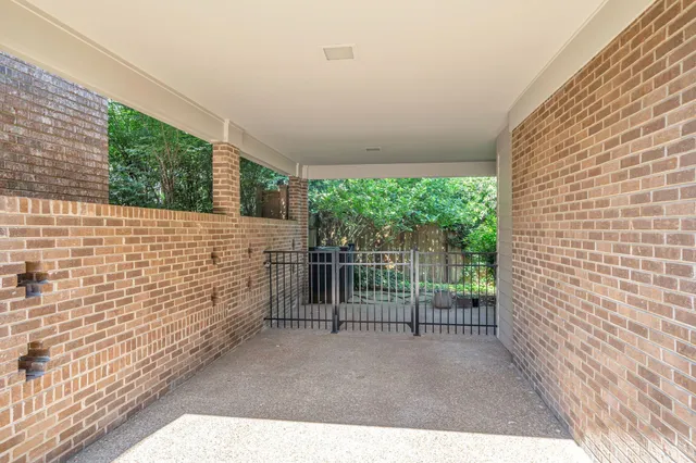 a view of outdoor space