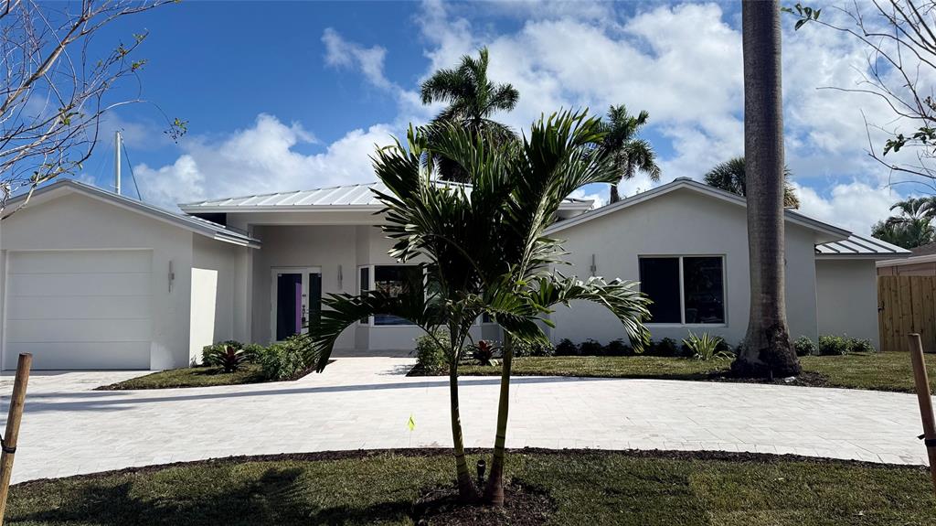 1240 Northeast 27th Way Pompano Beach, FL 33062 - Photo 2 of 3