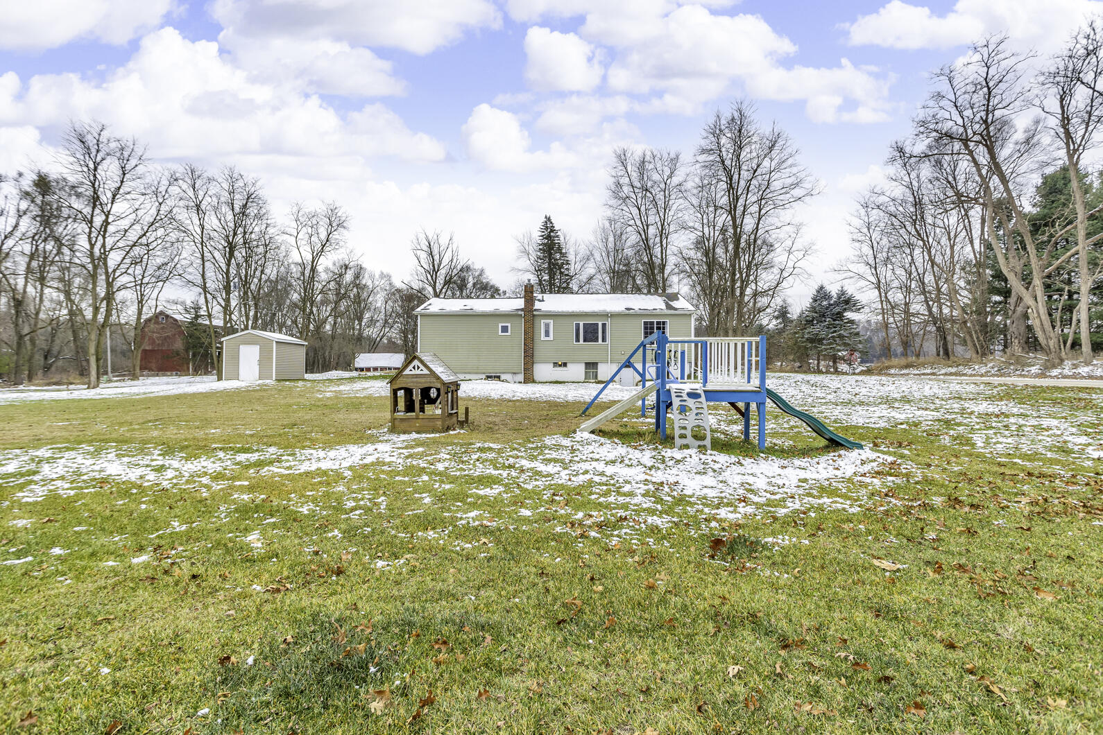 18530 Bush Road Chelsea, MI 48118 - Photo 8 of 51 0N0A2114