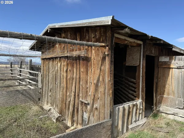 $199,000 | 86271 Timothy Lane, Christmas Valley, OR 97641