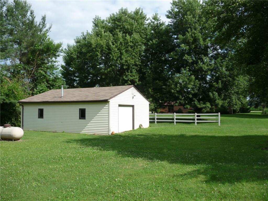 2139 East 1000 North Pendleton, IN 46064 - Photo 5 of 24