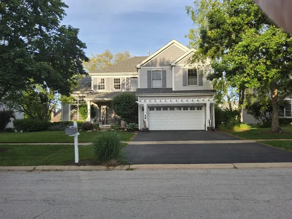 $600,000 | N775 West Curtis Square, Geneva, IL 60134