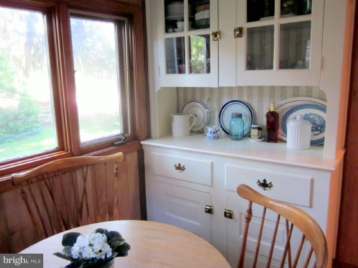 224 Avon Road Narberth, PA 19072 - Photo 6 of 10 Gallery Image 6