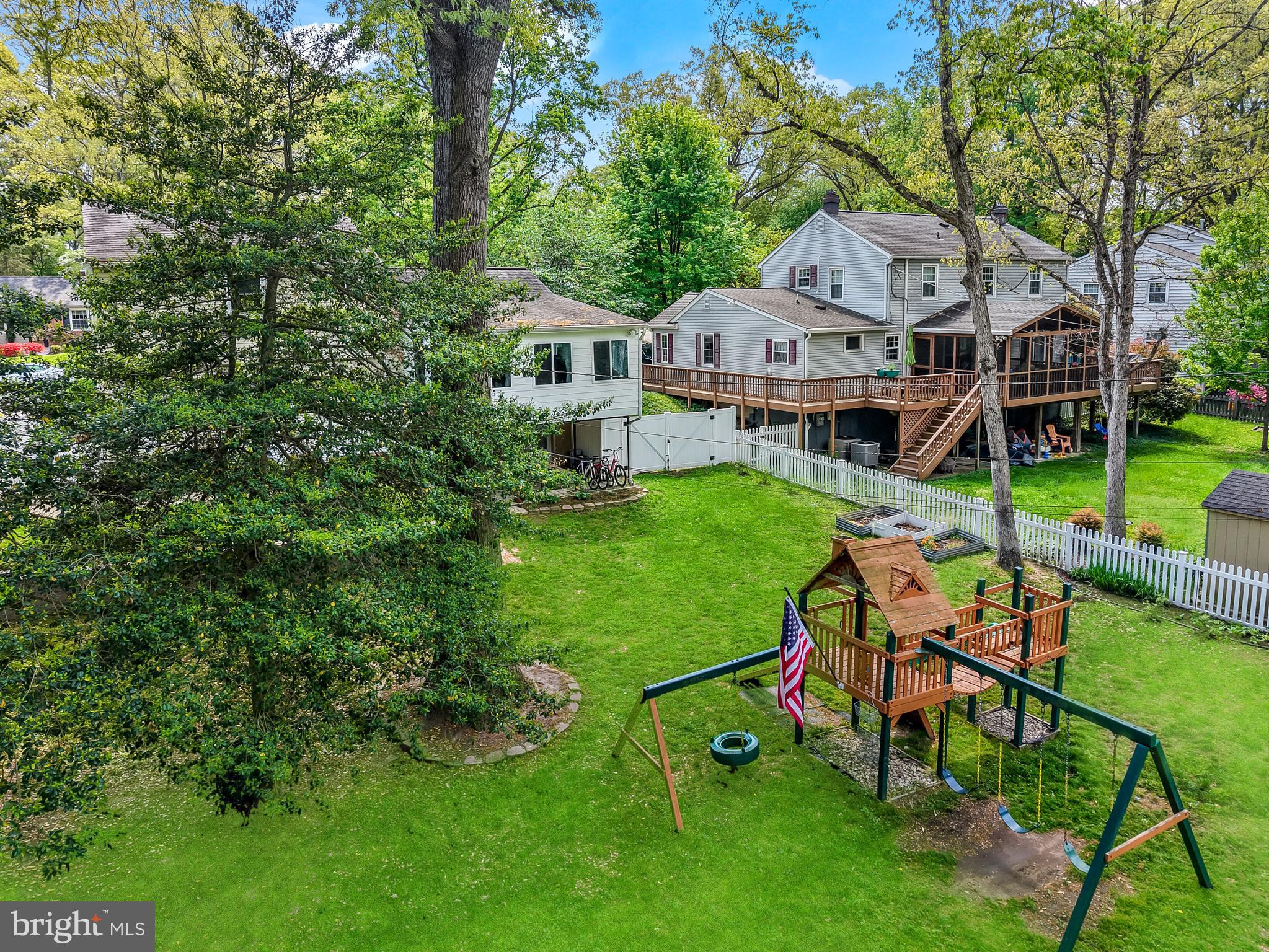 32 Severndale Road Severna Park, MD 21146 - Photo 30 of 44 Nearly 1/3 Acre of Green Space