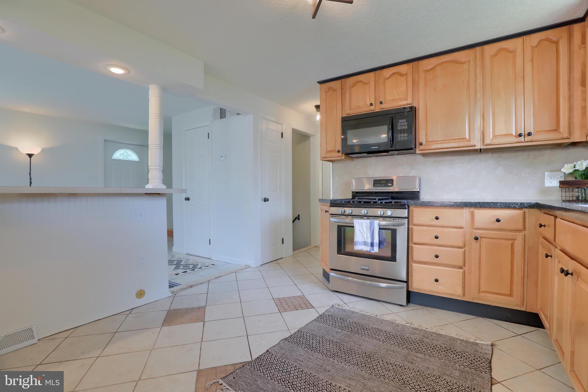 1614 Glenn Road Lancaster, PA 17601 - Photo 12 of 29 Gallery Image 12