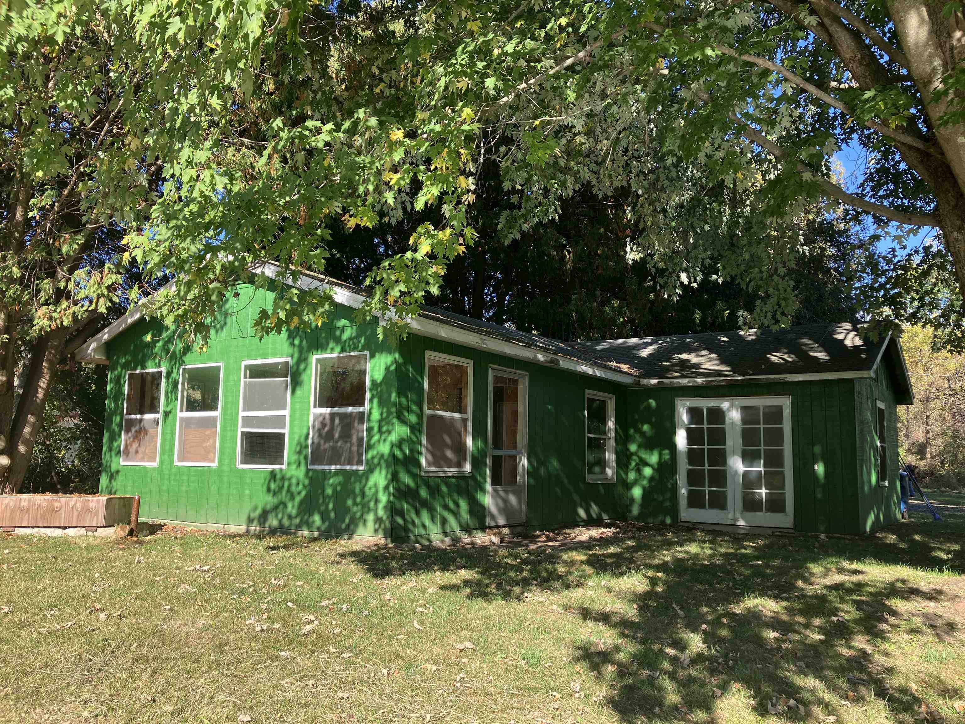 5435 North Cedar River Road Gladwin, MI 48624 - Photo 1 of 21