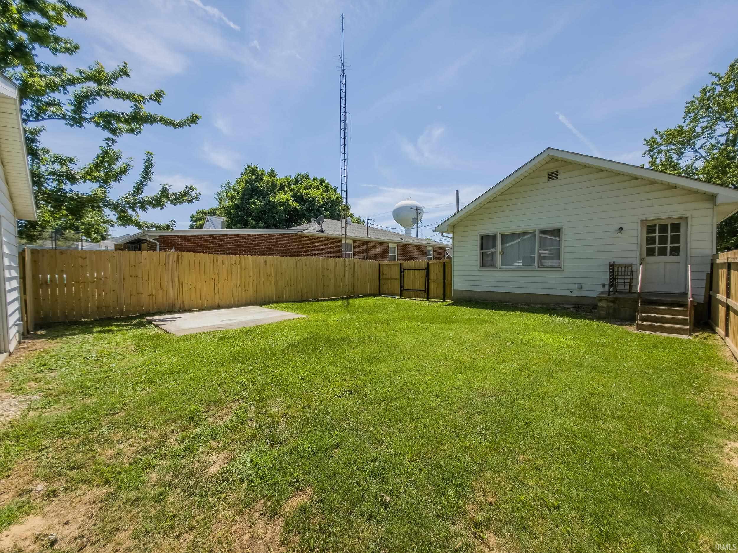 218 North 5th Street Albion, IL 62806 - Photo 11 of 16