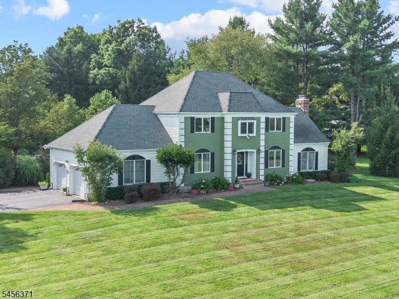 20 Stonebridge Road Hampton, NJ 08827 - Photo 1 of 32 Gallery Image 1