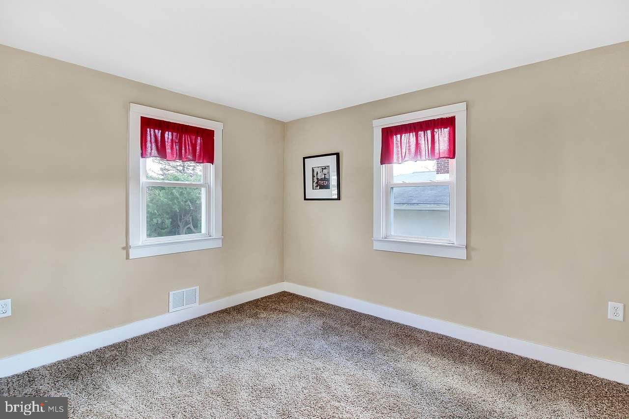 2140 Poplars Road York, PA 17408 - Photo 17 of 27 Gallery Image 17