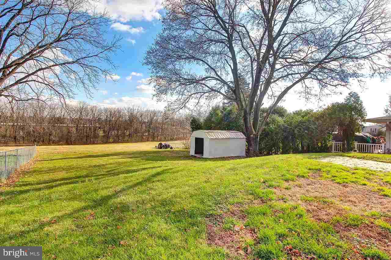 2140 Poplars Road York, PA 17408 - Photo 19 of 27 Gallery Image 19
