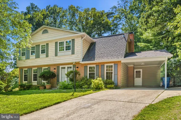 $950,000 | 4030 Hadley Lane, Fairfax, VA 22032