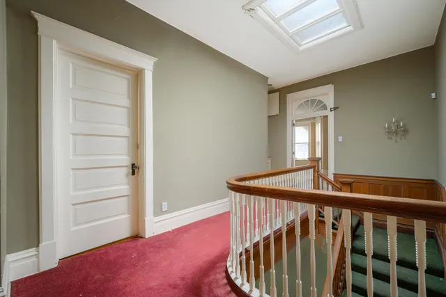 $950,000 | 548 West Oakdale Avenue, Chicago, IL 60657