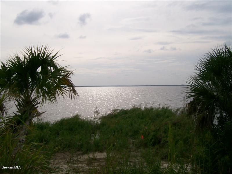 885 Clifton Cove Ct 001 (Medium)