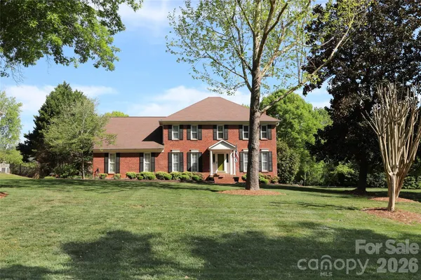 $580,000 | 8810 Scarsdale Drive, Mint Hill, NC 28227