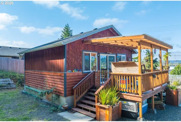 $215,000 | 442 Elm Avenue, Reedsport, OR 97467