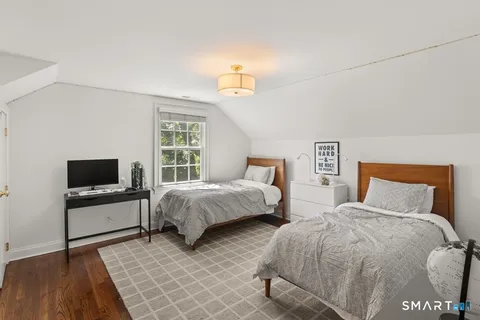$1,695,000 | 28 East Lane, Darien, CT 06820