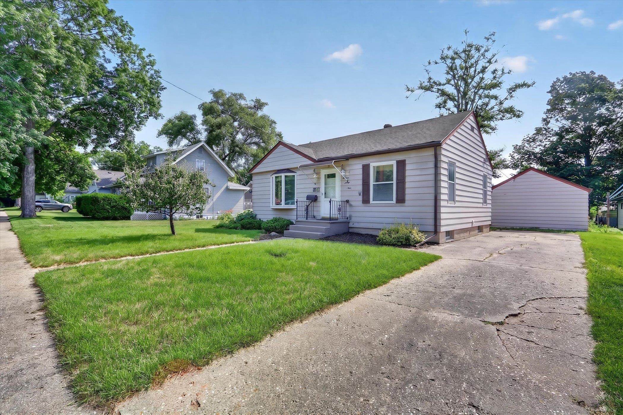 1129 Johnson Street Beloit, WI 53511 - Photo 2 of 35