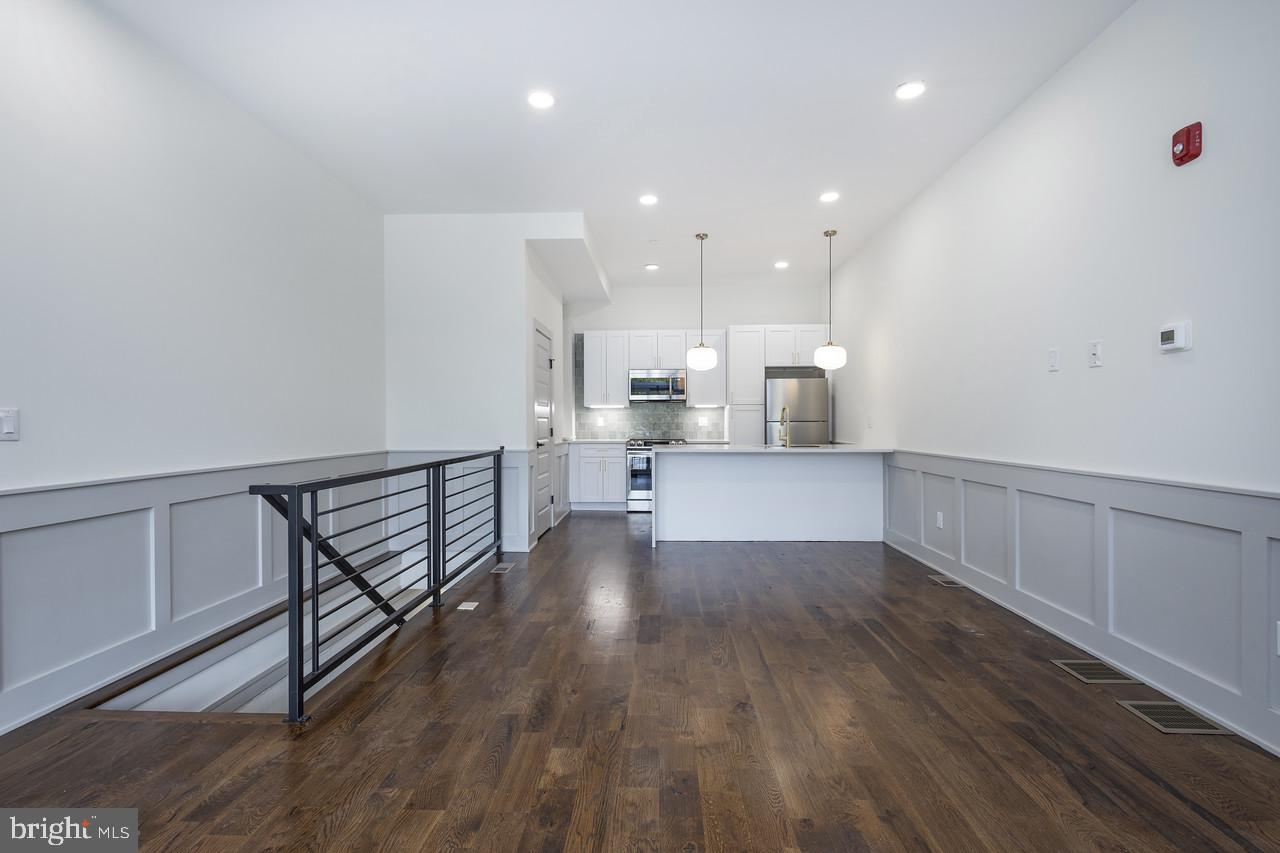 2227 North 33rd Street, Unit A Philadelphia, PA 19132 - Photo 3 of 13