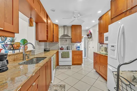 $525,000 | 8008 Northwest 102nd Way, Tamarac, FL 33321