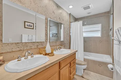 $525,000 | 8008 Northwest 102nd Way, Tamarac, FL 33321