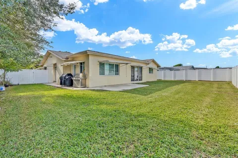$525,000 | 8008 Northwest 102nd Way, Tamarac, FL 33321
