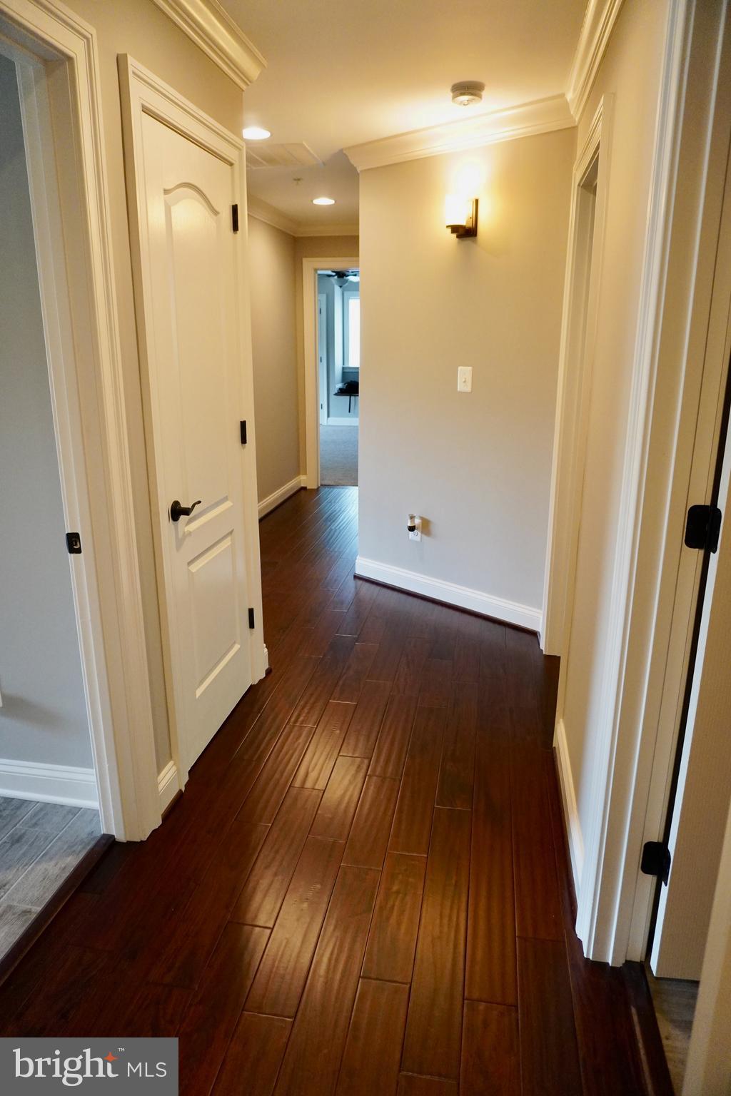 1423 Tar Point Road Pasadena, MD 21122 - Photo 22 of 30 2nd floor hallway