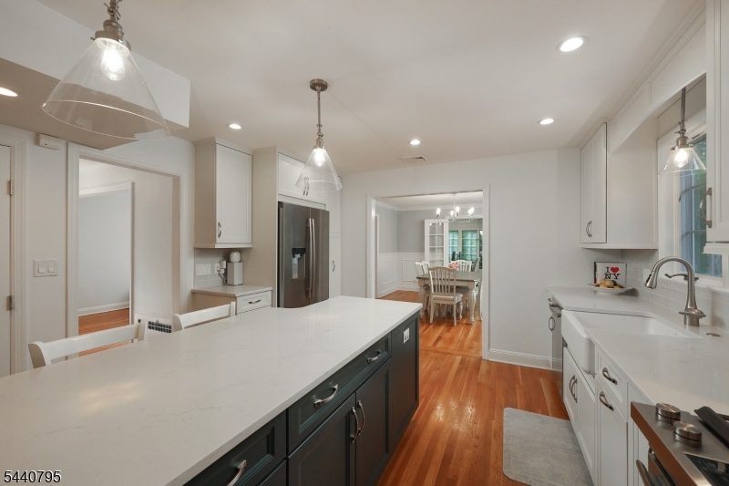 220 Wychwood Road Westfield, NJ 07090 - Photo 10 of 40