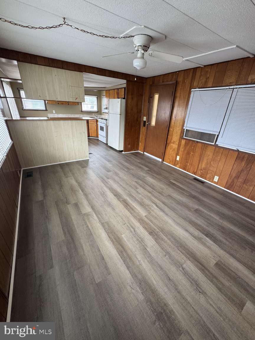 3720 Davidsburg Road Dover, PA 17315 - Photo 4 of 25 Gallery Image 4