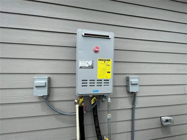 $399,900 | 1021 Southwest 67th Street, Gainesville, FL 32607