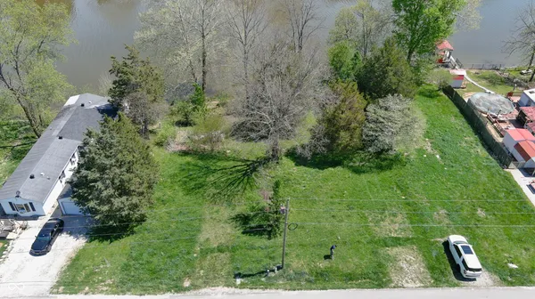 $22,000 | 2727 Coventry Gardens Drive, North Vernon, IN 47265