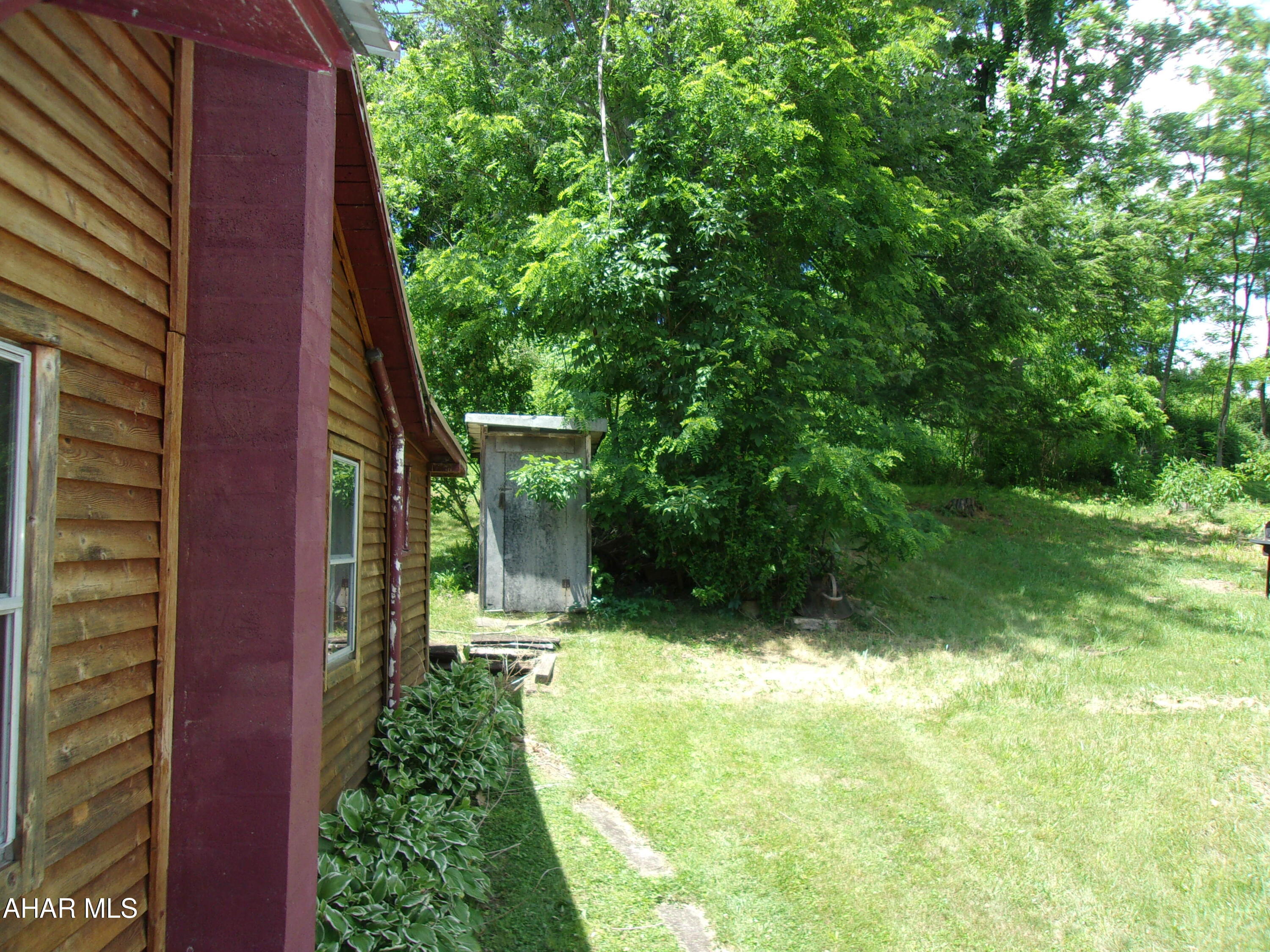 310 Locust Beach Road Everett, PA 15537 - Photo 30 of 35